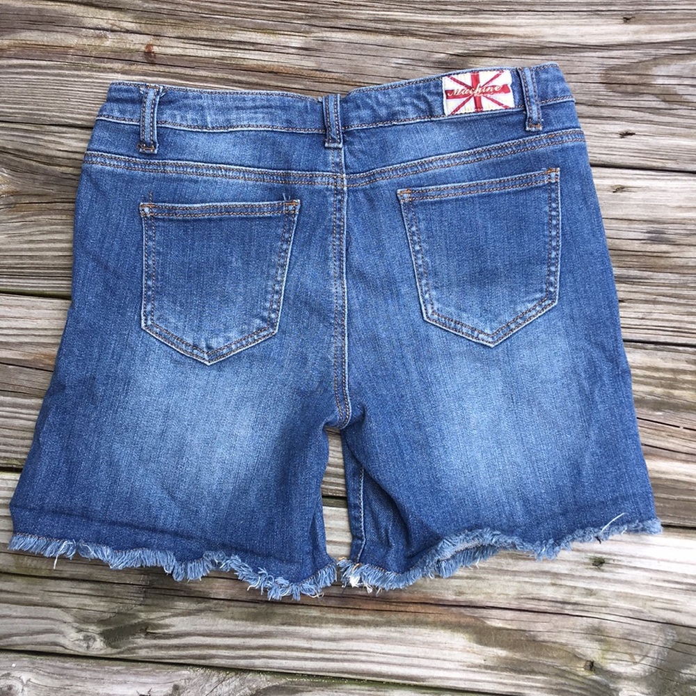 Machine Distressed Shorts